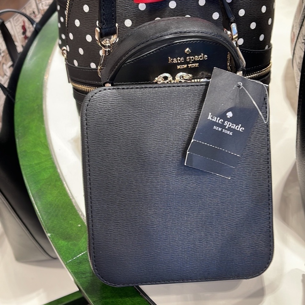 Kate Spade Disney X Kate Spade New York Minnie Mouse Daisy Vanity Crossbody Bag - Picture 7 of 16